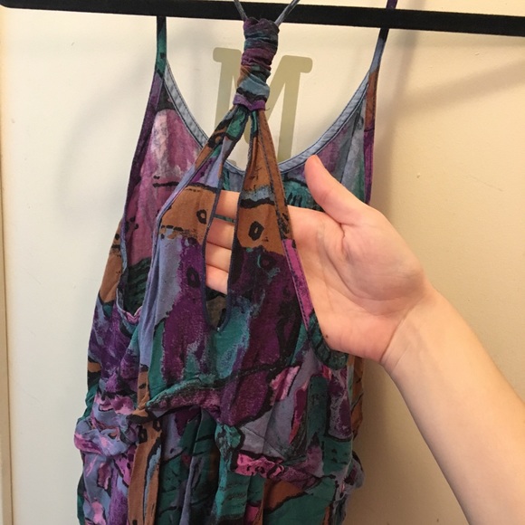 Wilfred/Aritzia Flowy Tank - Picture 2 of 3